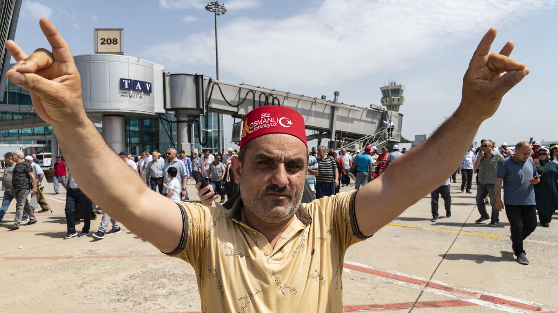 Nationalisten attackieren Presse