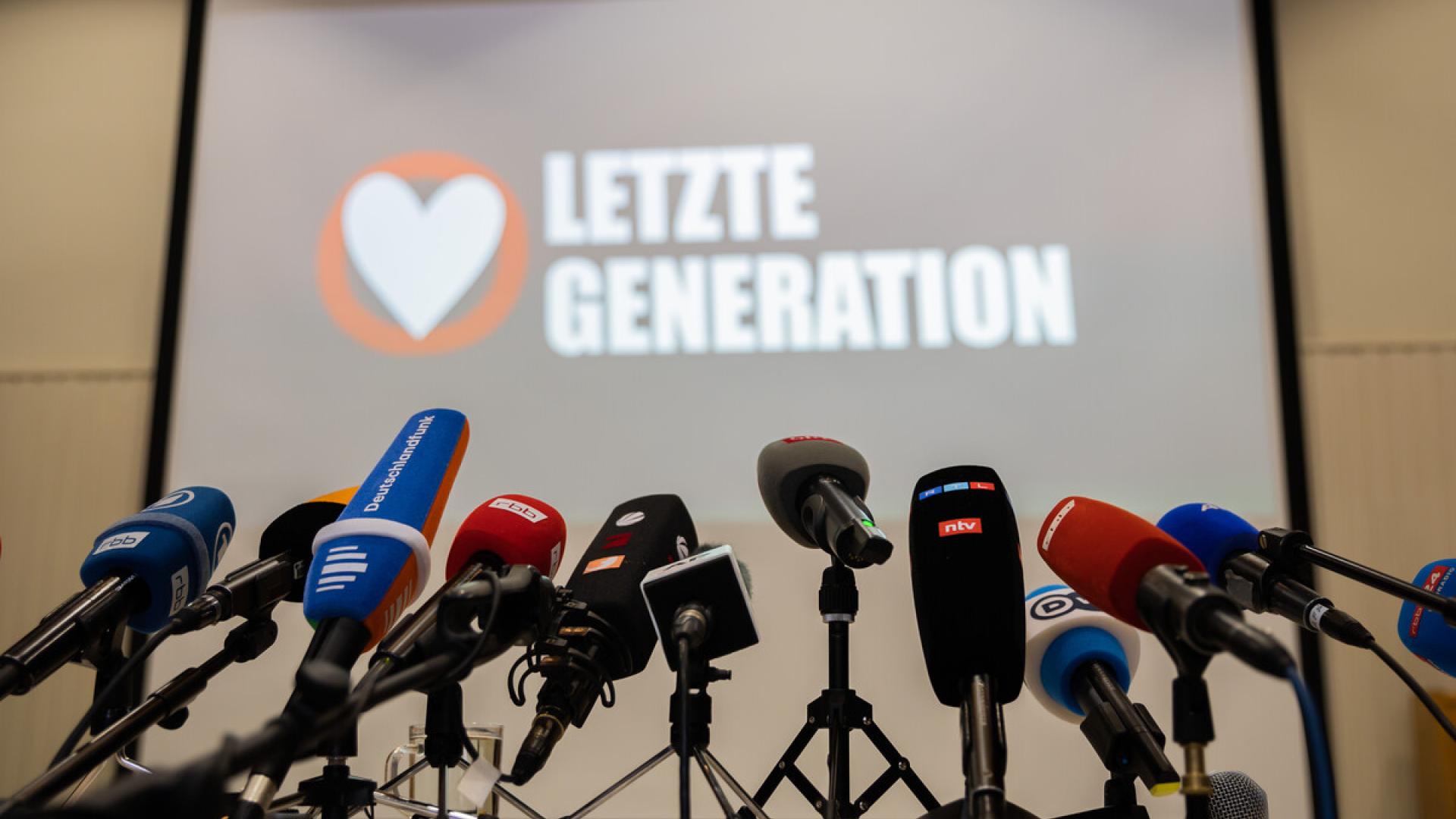 Kein Gedanke an die Pressefreiheit