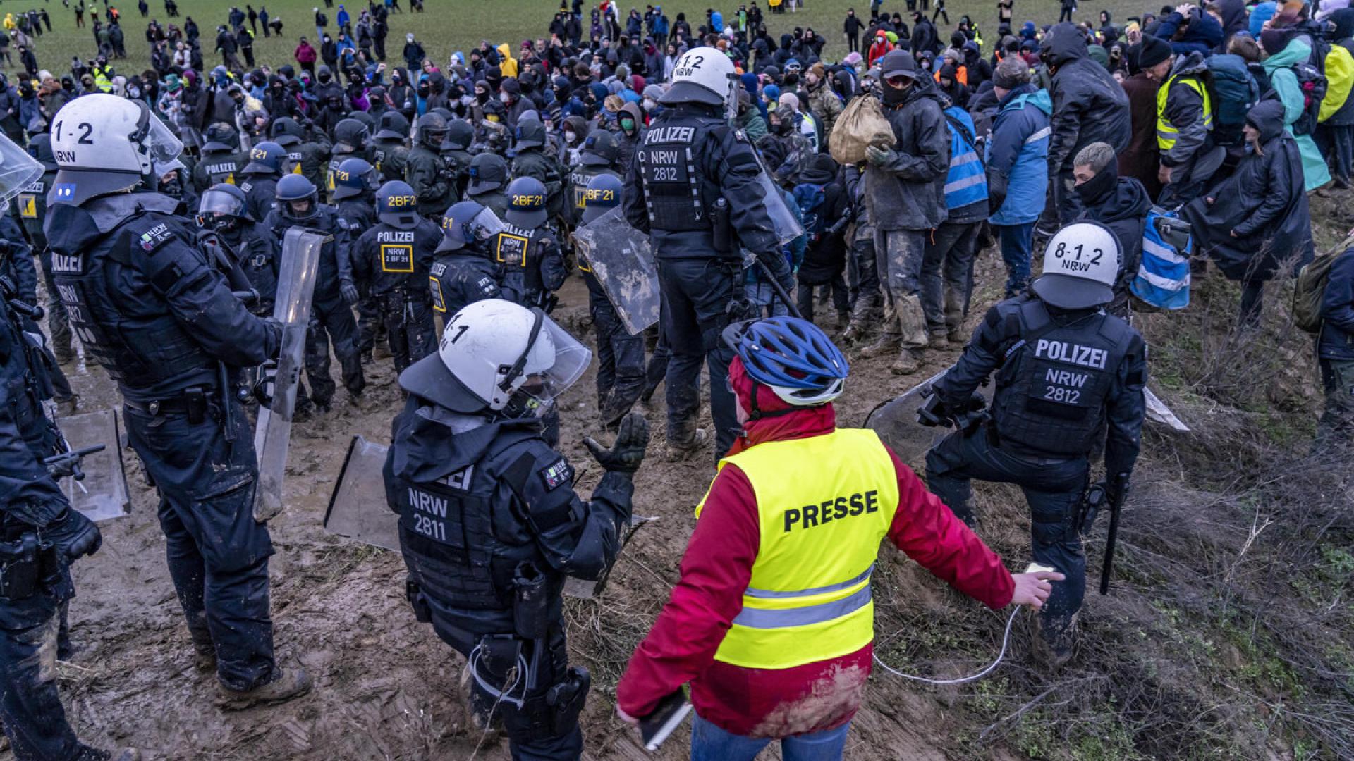 Kritik an Menschenrechtslage in Deutschland