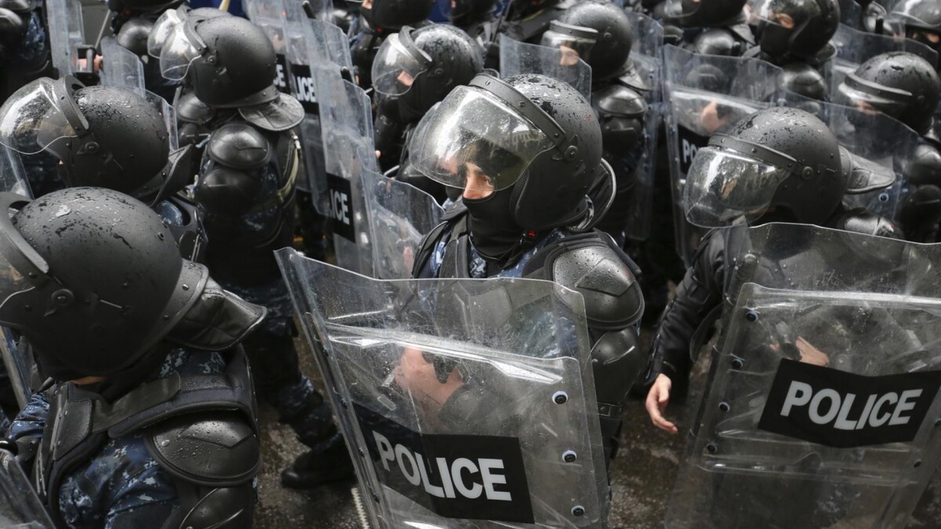 Mit der Spezialeinheit gegen Medienschaffende