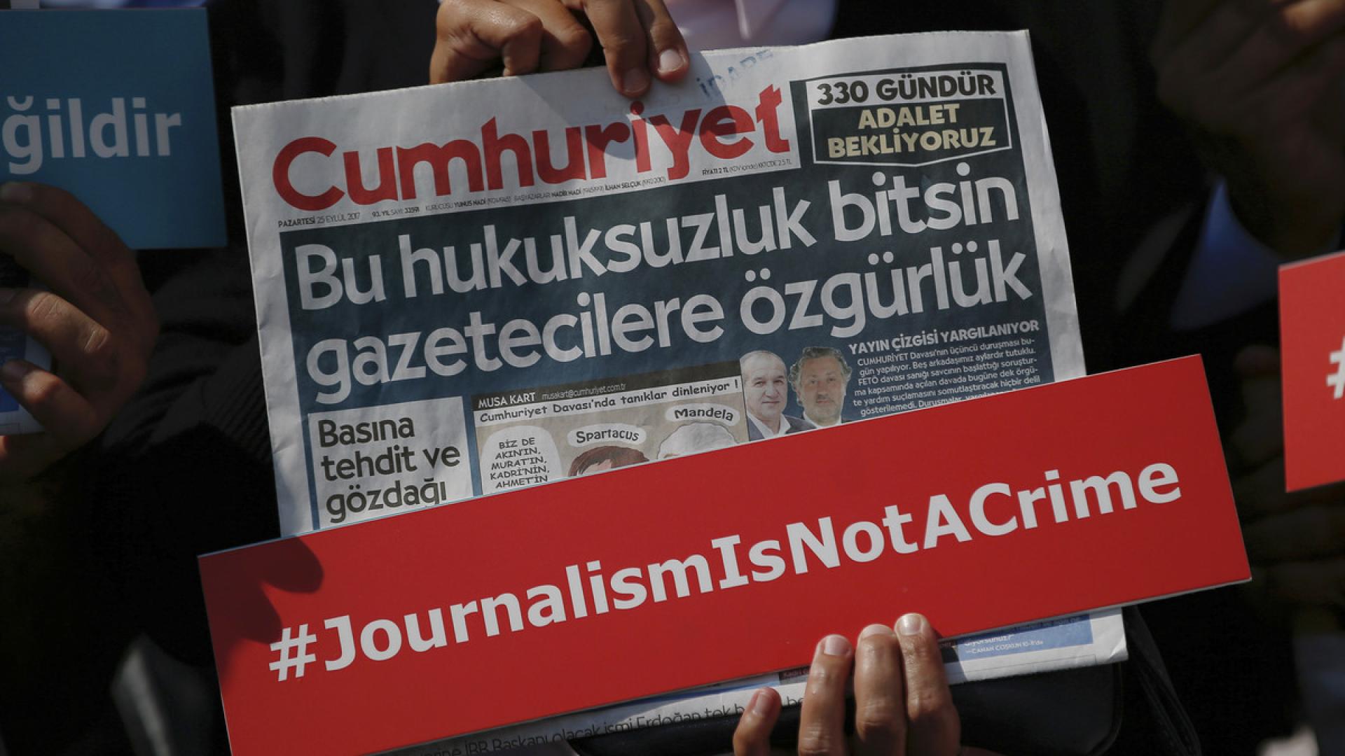 Prozess gegen Cumhuriyet-Journalisten