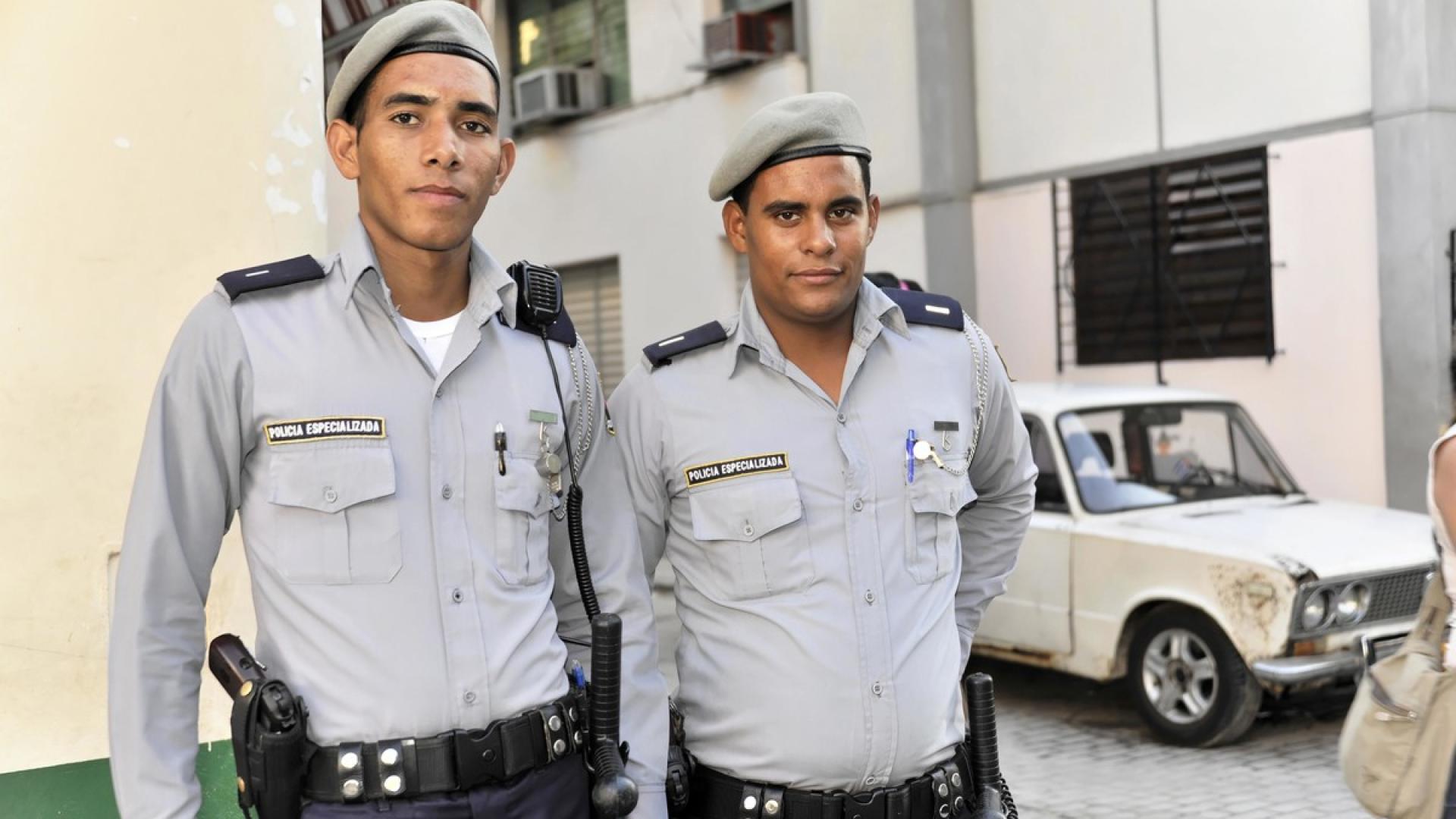 #FreeThemAll: Luz Escobar