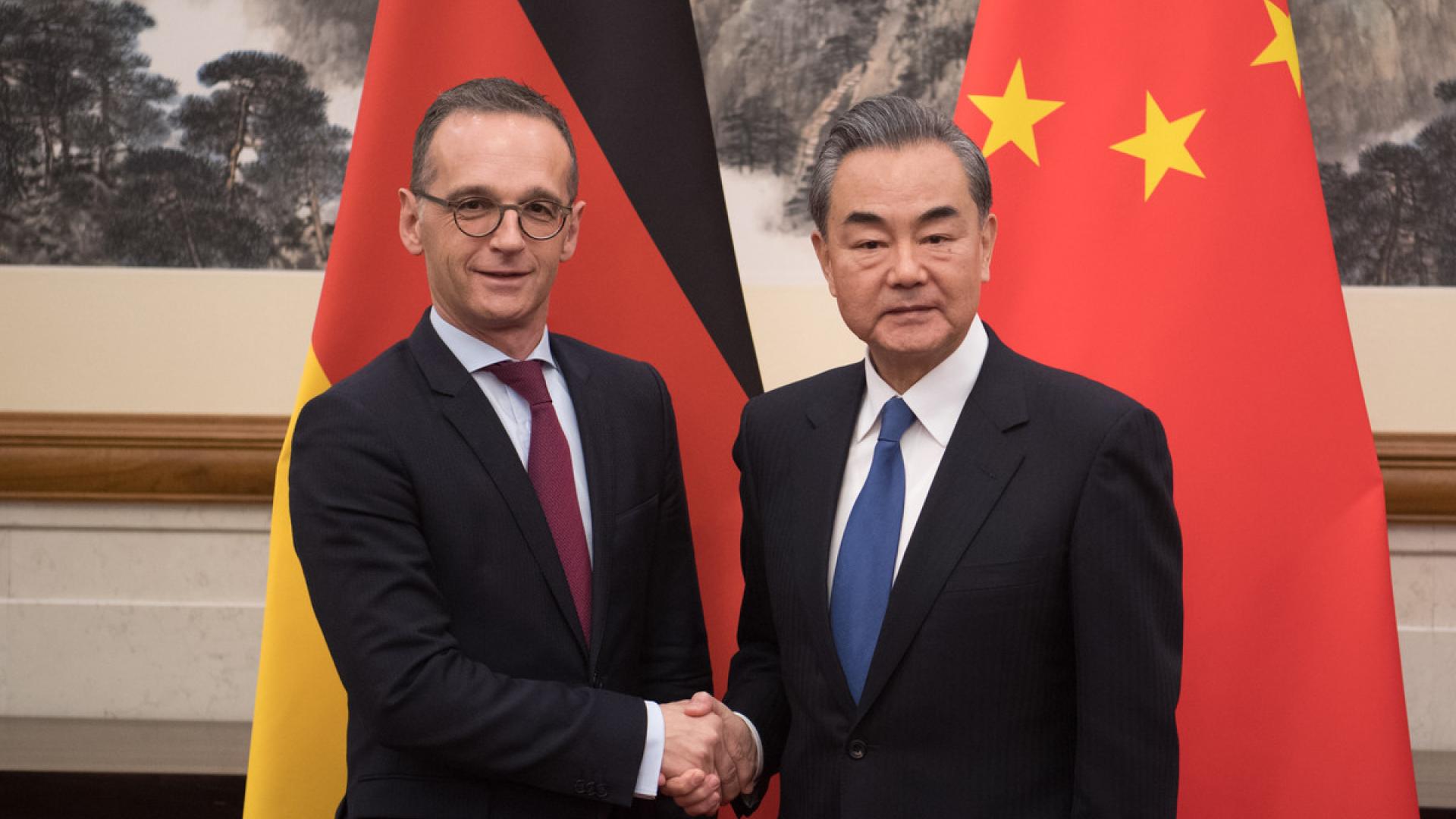 Pressefreiheit bei Außenministertreffen thematisieren