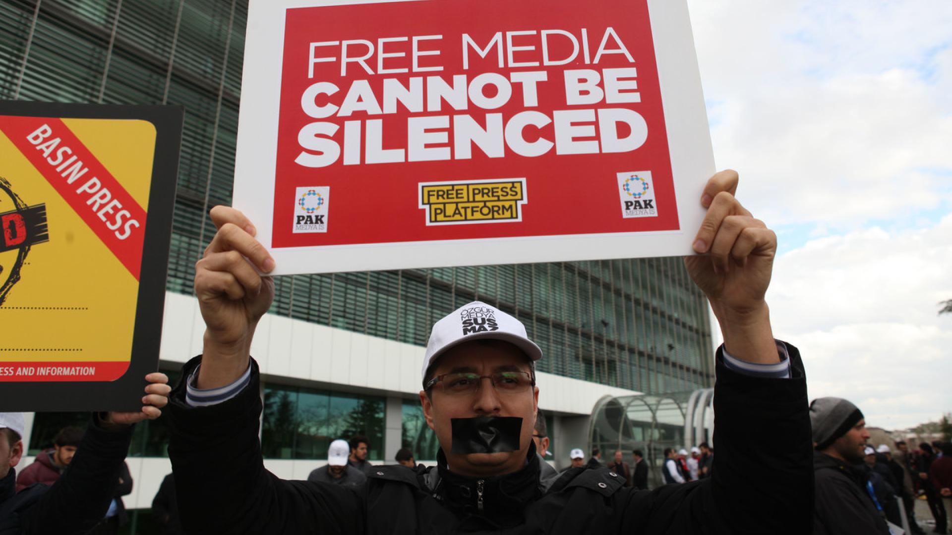 #FreeThemAll: Hülya Kilinc