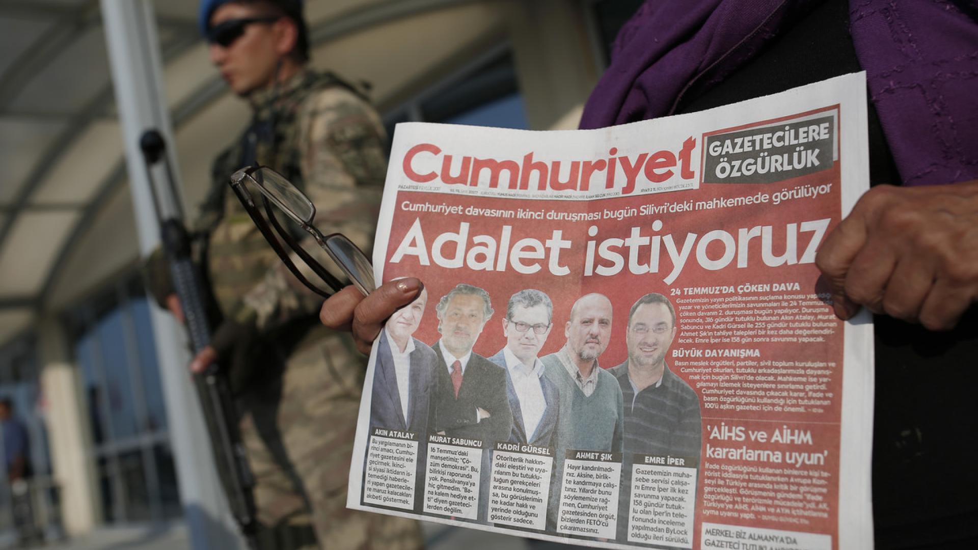 Cumhuriyet-Prozess eine Farce