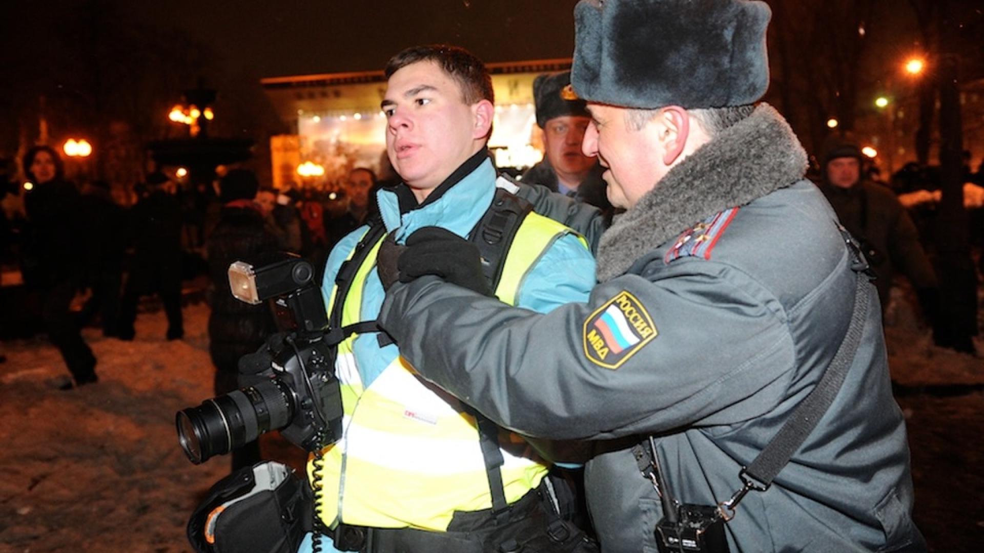 Proteste nach der Wahl: Polizei geht brutal gegen Journalisten vor