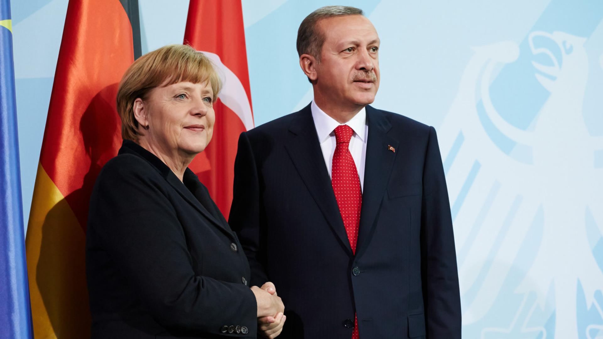 Merkel muss umfassende Reform der Anti-Terror-Gesetze fordern