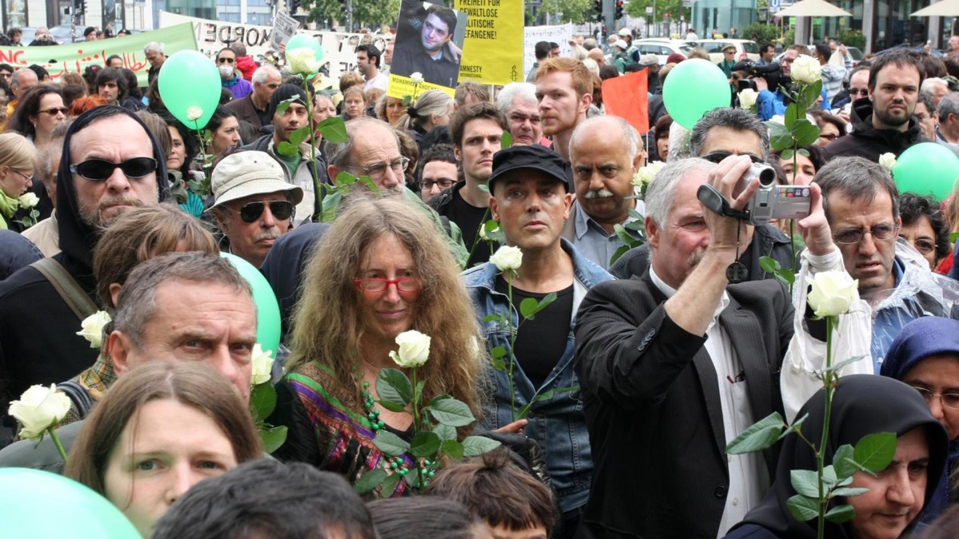 Aktionstag: Hunderte forderten Menschenrechte und Medienfreiheit im Iran