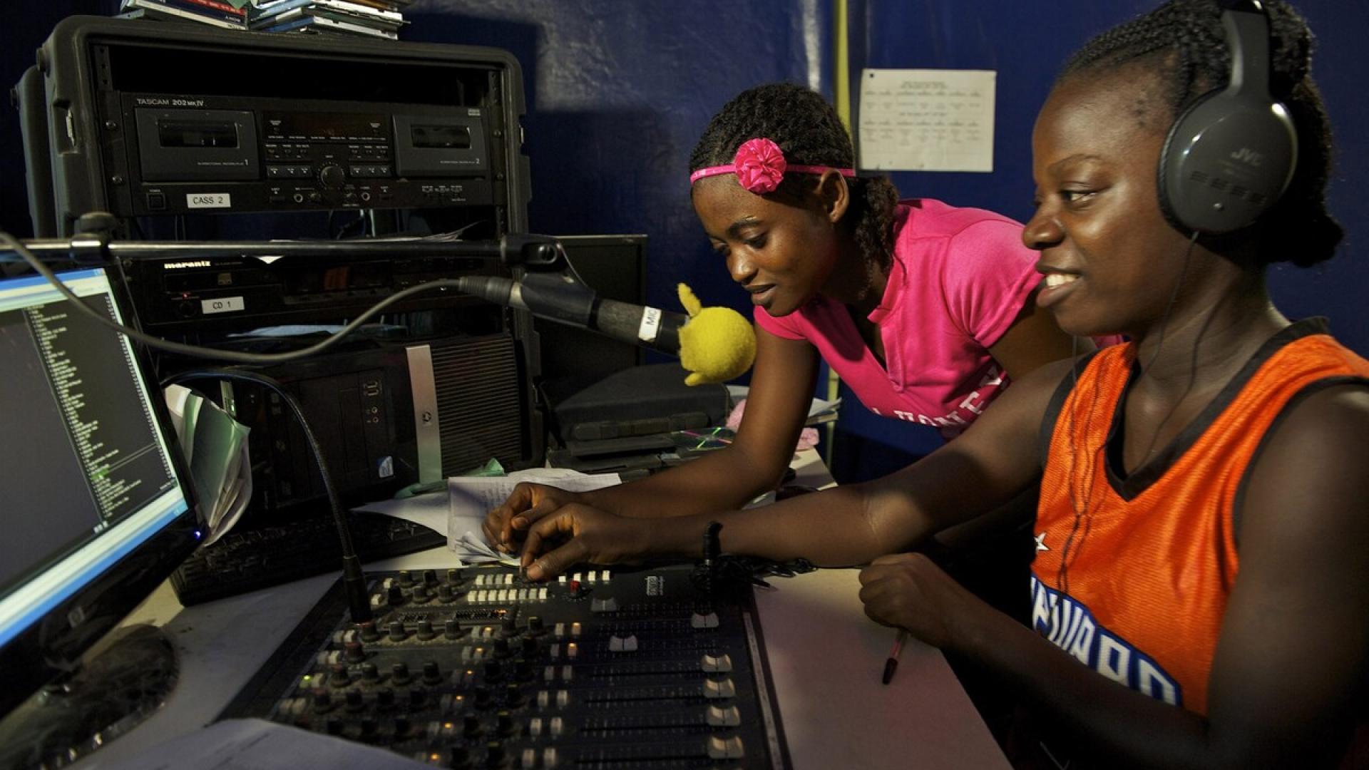 Lokale Radios unter wachsendem Druck