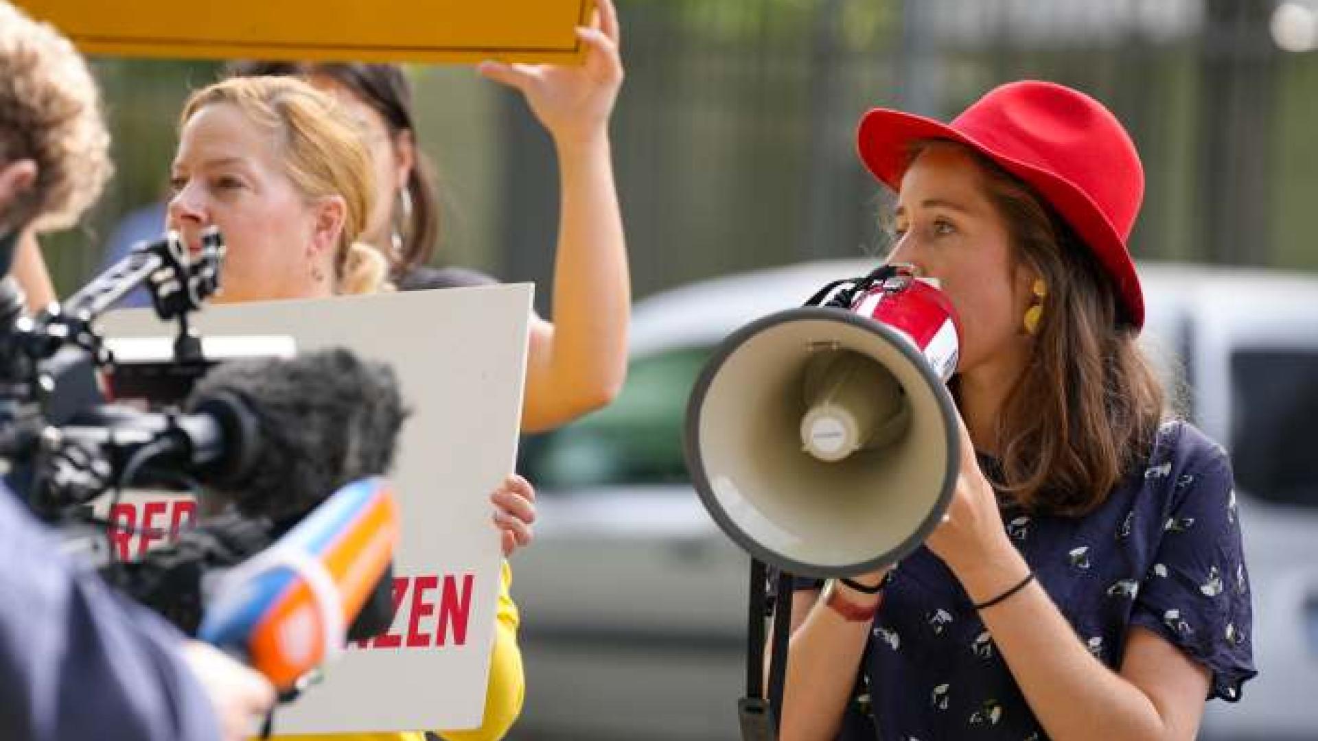 Wir fordern Gerechtigkeit für Jamal Khashoggi vor der Botschaft des Königreiches Saudi-Arabien im Oktober 2023