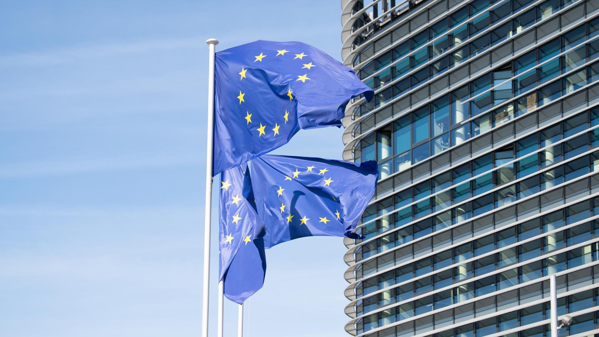 EU und Mitgliedsstaaten müssen Exiljournalist*innen gemeinsam schützen