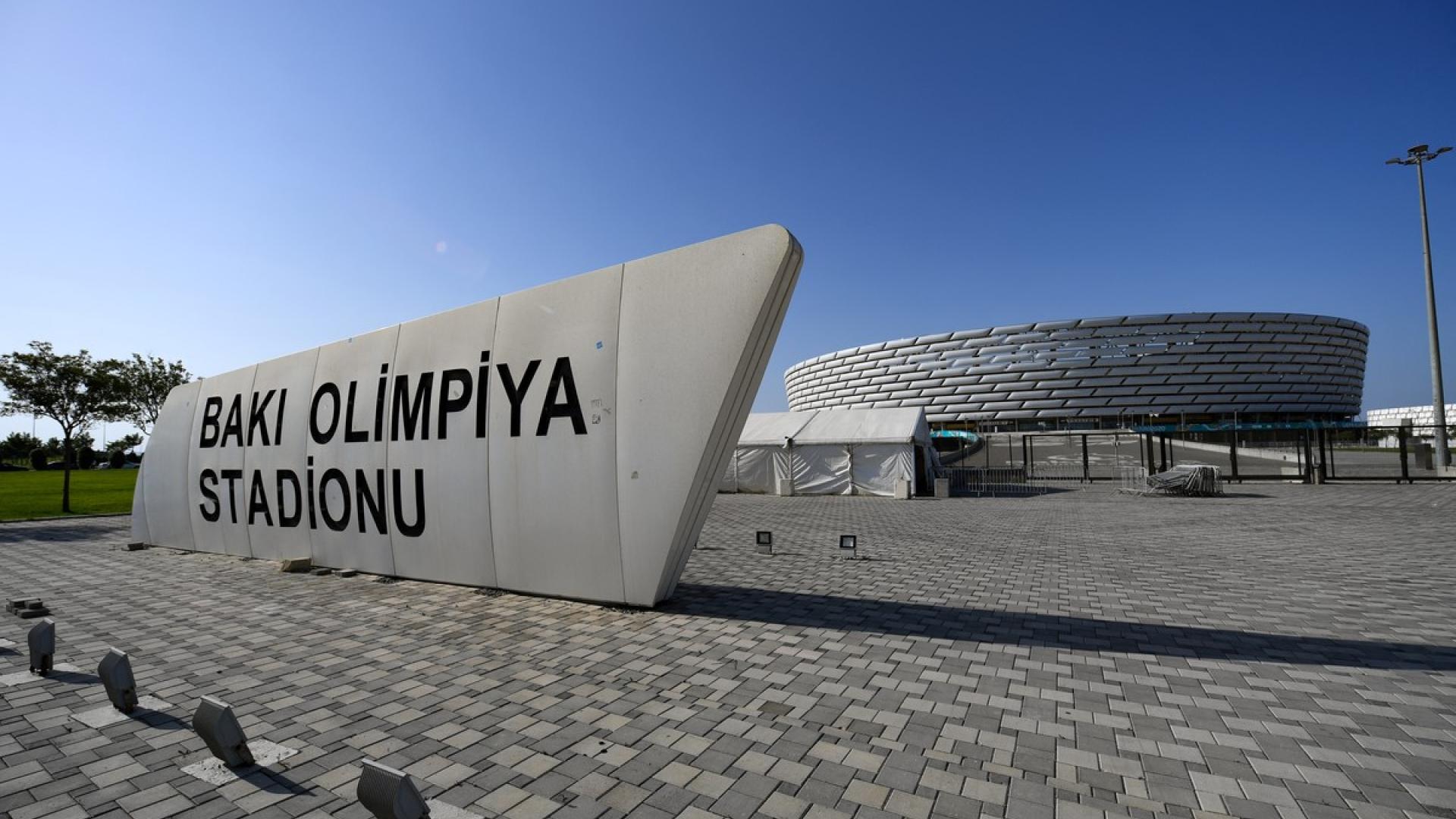 Funkelndes Stadion, düstere Aussichten: Pressefreiheit in Aserbaidschan